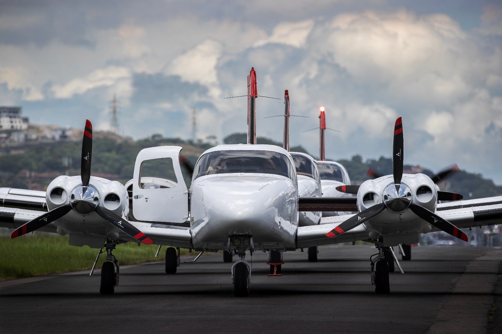 Private charter cabin – Go Costa Rica Shuttles