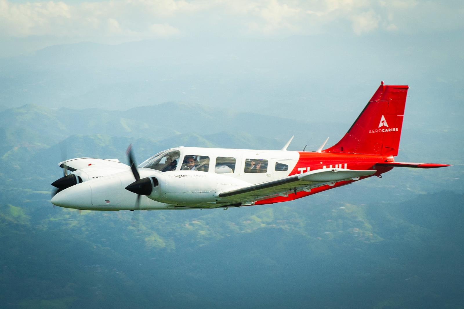 Private plane flying over Costa Rica – Go Costa Rica Shuttles